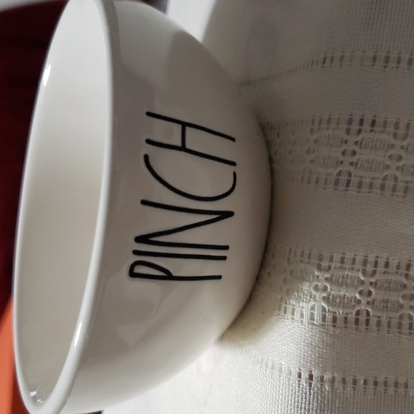 Rae Dunn PINCH and DASH Ramekins - Picture 4 of 5